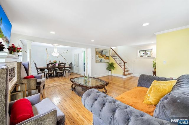 384 Woods Road, Teaneck, NJ 07666