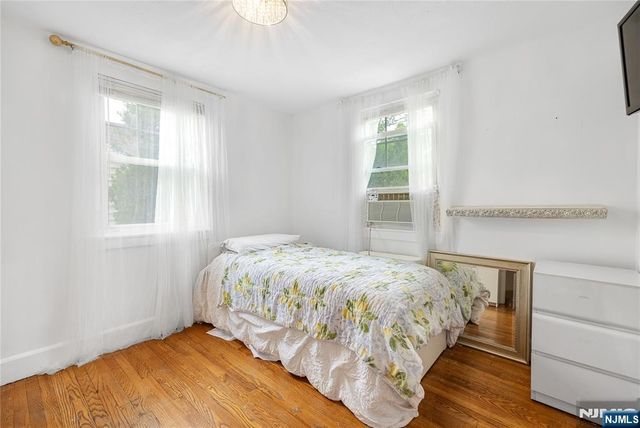 384 Woods Road, Teaneck, NJ 07666