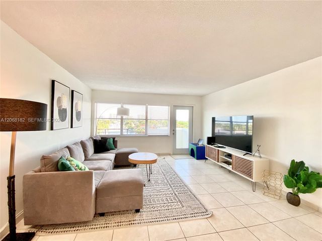 401 Golden Isles Drive 505, Hallandale Beach, FL 33009