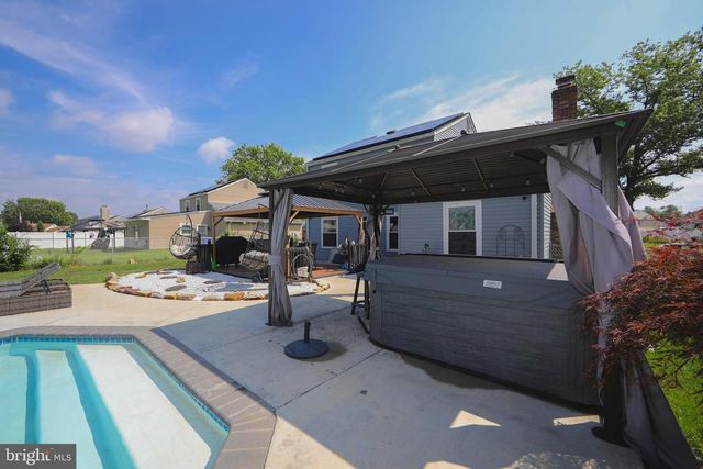 71 DOVER RD, Westampton, NJ 08060
