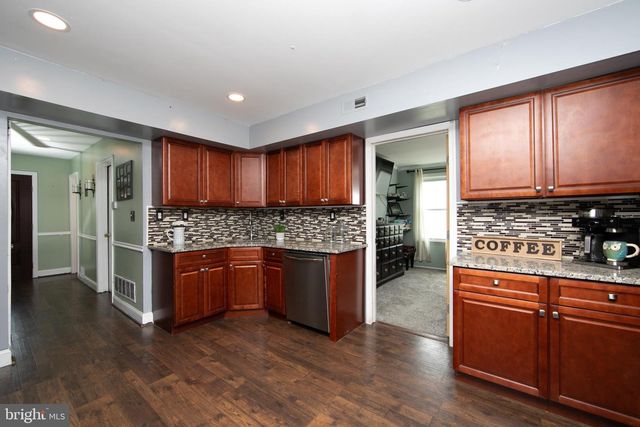 71 DOVER RD, Westampton, NJ 08060