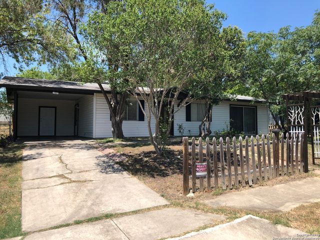 151 RANCH VALLEY DR, San Antonio, TX 78227