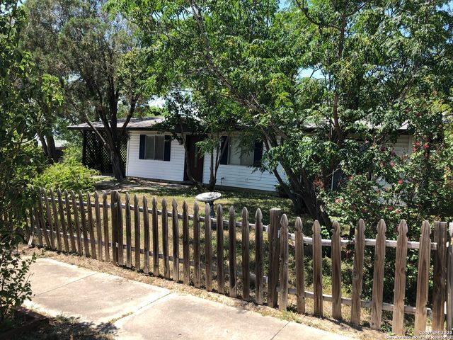 151 RANCH VALLEY DR, San Antonio, TX 78227