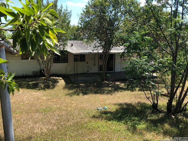 151 RANCH VALLEY DR, San Antonio, TX 78227