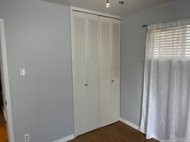151 RANCH VALLEY DR, San Antonio, TX 78227