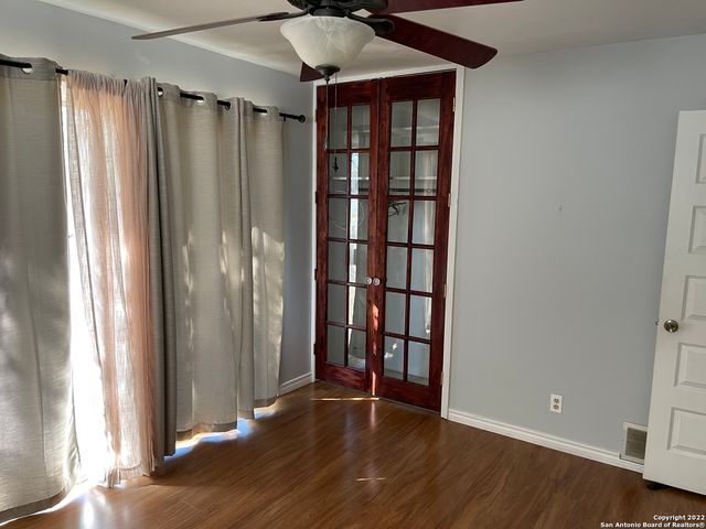 151 RANCH VALLEY DR, San Antonio, TX 78227