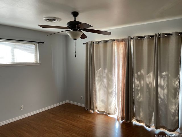 151 RANCH VALLEY DR, San Antonio, TX 78227