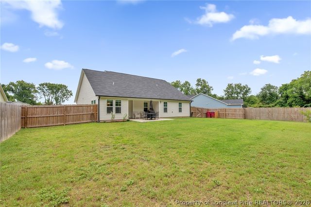 32 Finch Lane, Parkton, NC 28371