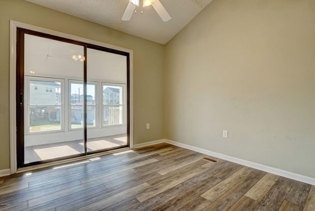 62 Bermuda Landing Place, N Topsail Beach, NC 28460