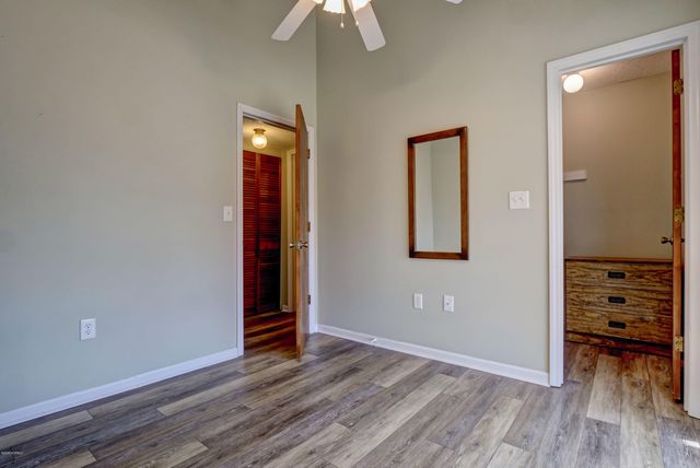 62 Bermuda Landing Place, N Topsail Beach, NC 28460