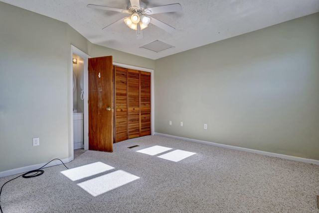 62 Bermuda Landing Place, N Topsail Beach, NC 28460