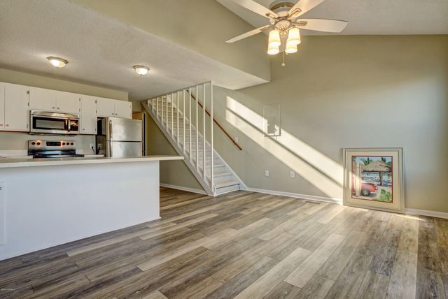 62 Bermuda Landing Place, N Topsail Beach, NC 28460
