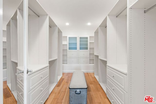 6416 W 83rd Street, Los Angeles, CA 90045