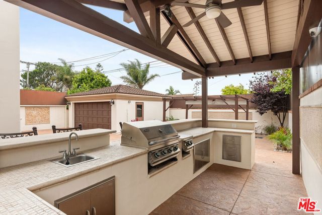 6416 W 83rd Street, Los Angeles, CA 90045