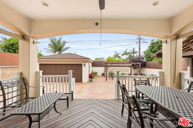 6416 W 83rd Street, Los Angeles, CA 90045