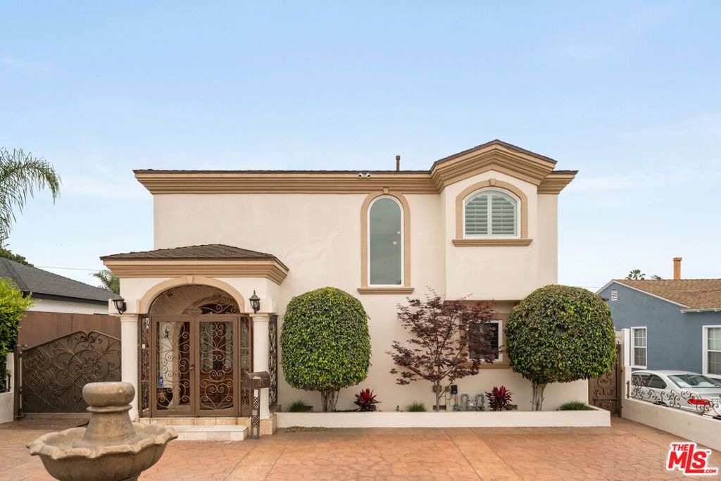 6416 W 83rd Street, Los Angeles, CA 90045