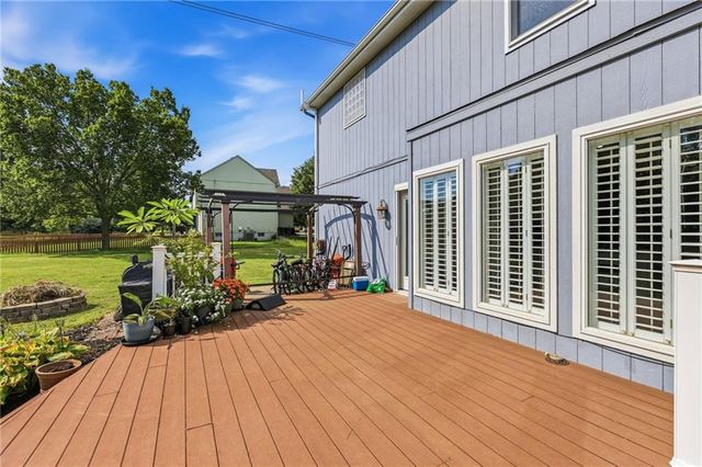 16339 S Avalon Street, Olathe, KS 66062