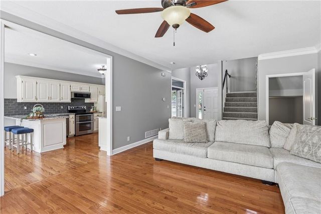 16339 S Avalon Street, Olathe, KS 66062