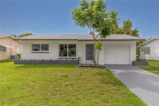 4516 Mainland Dr, Tamarac, FL 33319