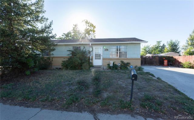5557 Crystal Way, Denver, CO 80239