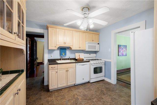 116 Kuchinic St, Peters Twp, PA 15367