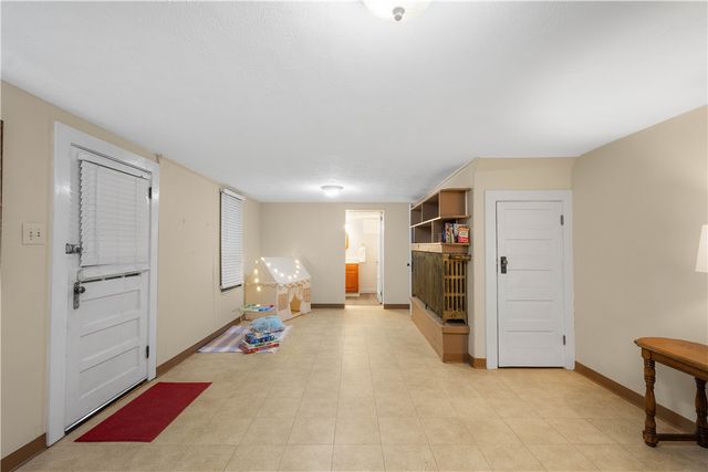 116 Kuchinic St, Peters Twp, PA 15367