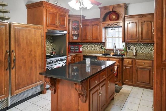 107 Cedar Pond Road, Hartwell, GA 30643