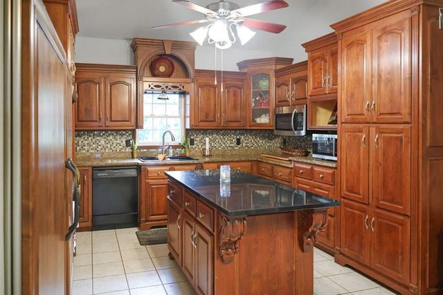 107 Cedar Pond Road, Hartwell, GA 30643
