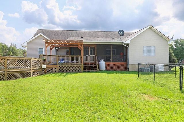 107 Cedar Pond Road, Hartwell, GA 30643