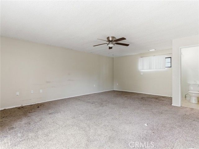 10127 Foothill Boulevard, Sylmar (los Angeles), CA 91342