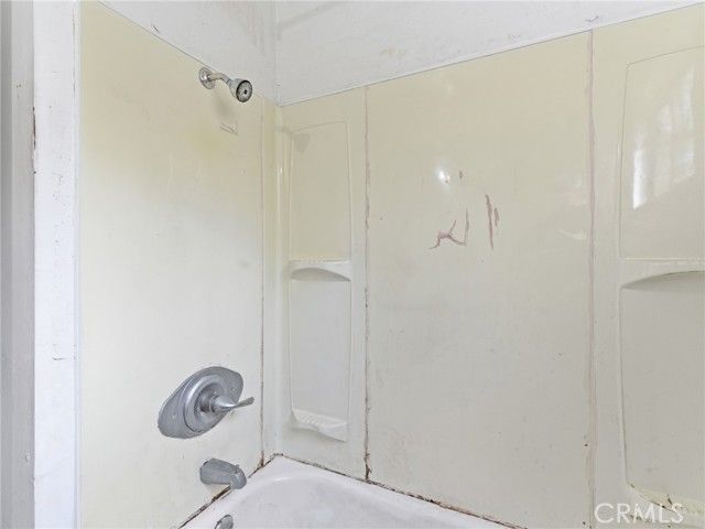 10127 Foothill Boulevard, Sylmar (los Angeles), CA 91342