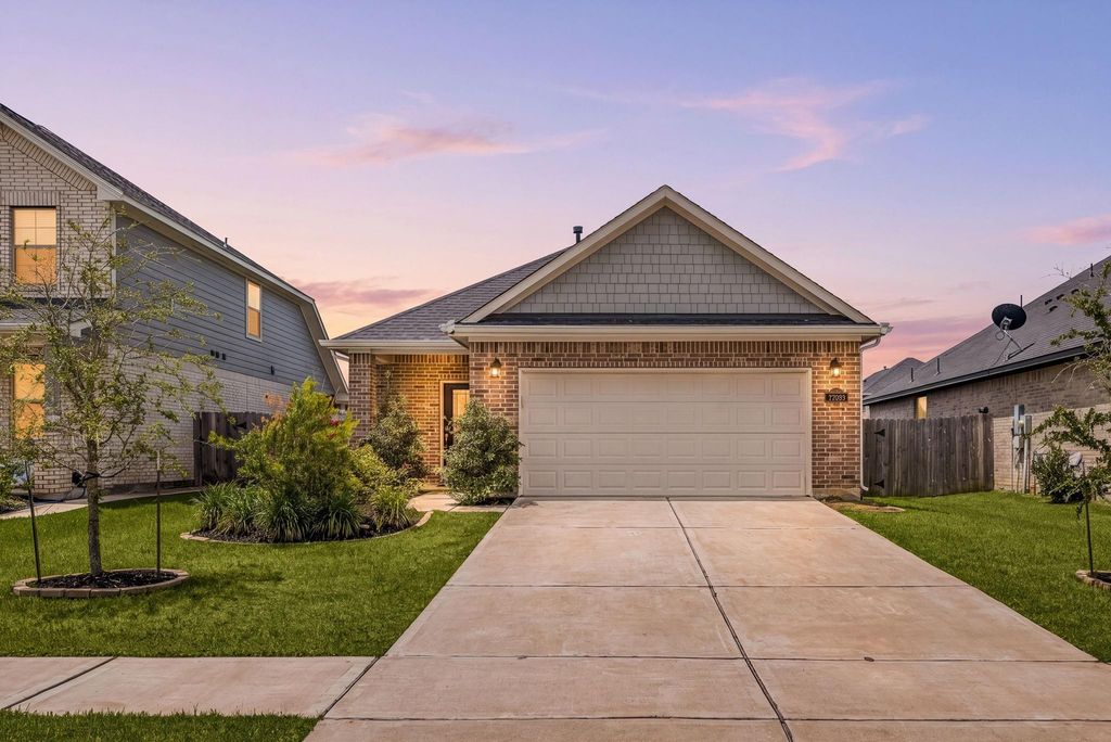 31343 Horseshoe Meadow Bend Lane, Fulshear, TX 77441
