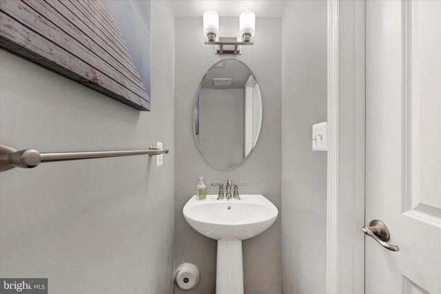 1004 S MACON ST, Baltimore, MD 21224