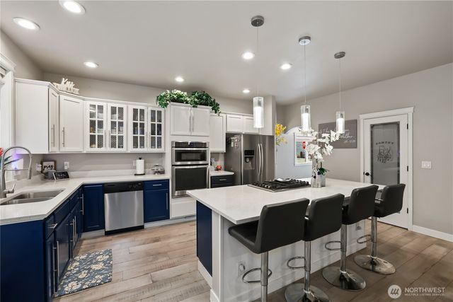 4002 22nd Street SE, Puyallup, WA 98374