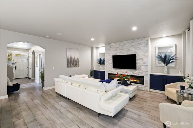 4002 22nd Street SE, Puyallup, WA 98374