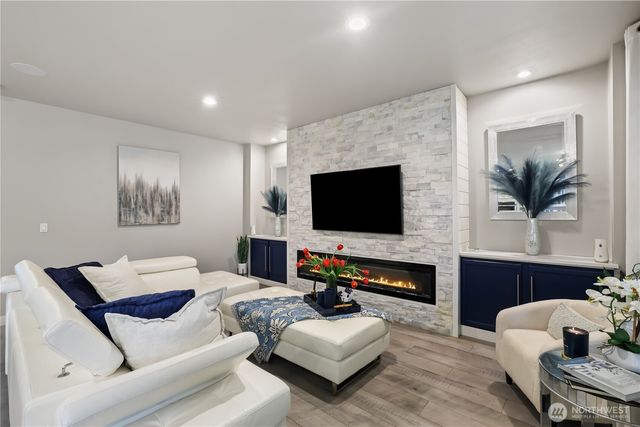 4002 22nd Street SE, Puyallup, WA 98374