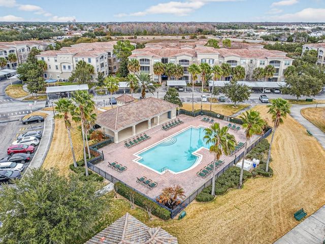 3025 GREYSTONE LOOP 207, Kissimmee, FL 34741