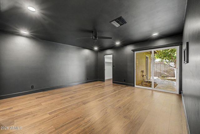 3736 E MONTECITO Avenue, Phoenix, AZ 85018