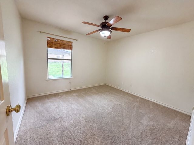 212 House Ave, Sandia, TX 78383