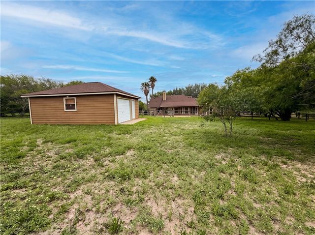 212 House Ave, Sandia, TX 78383