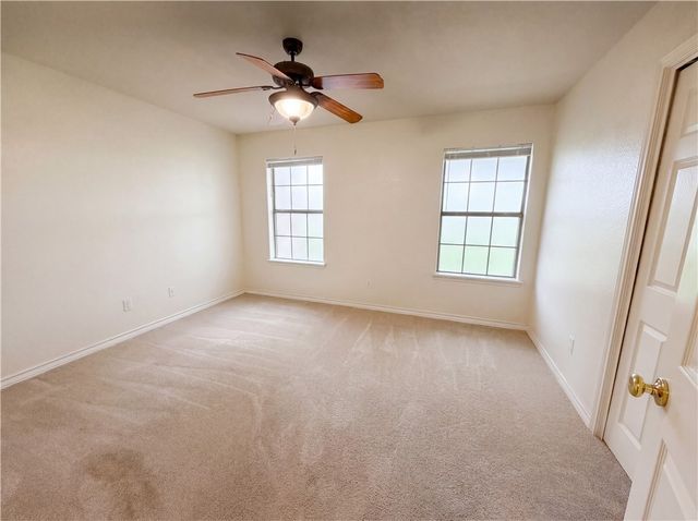 212 House Ave, Sandia, TX 78383