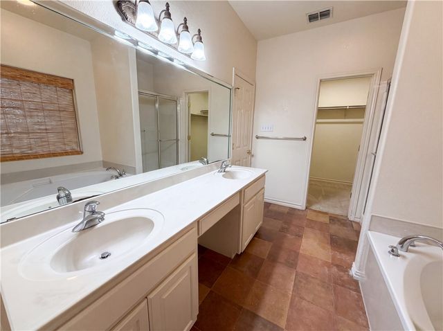 212 House Ave, Sandia, TX 78383