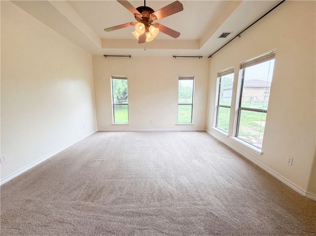 212 House Ave, Sandia, TX 78383