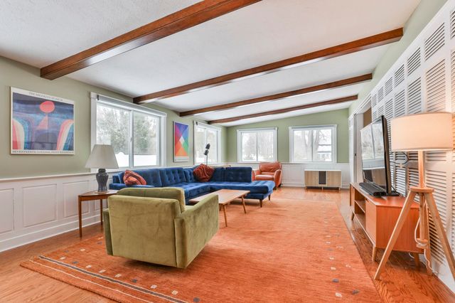 10 Wood Street, Nashua, NH 03064