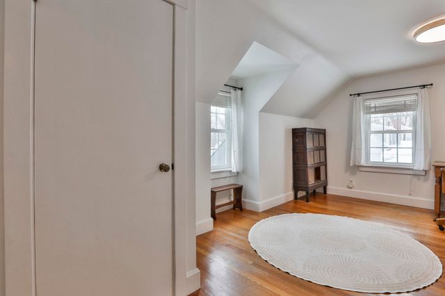 10 Wood Street, Nashua, NH 03064