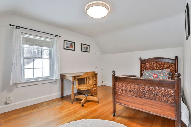 10 Wood Street, Nashua, NH 03064