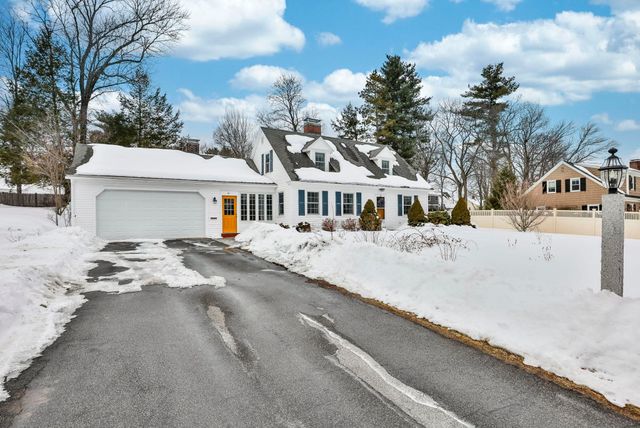 10 Wood Street, Nashua, NH 03064