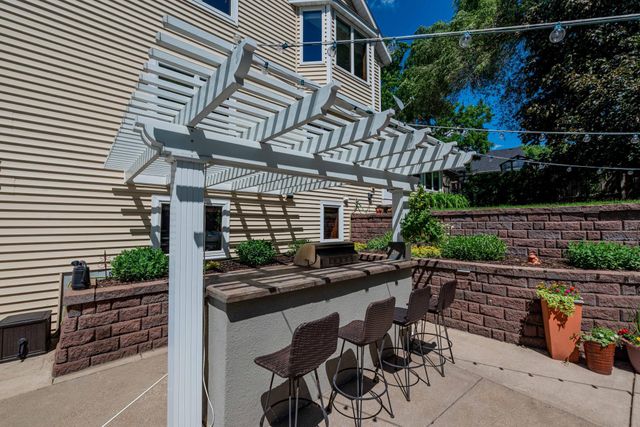 375 Bohlken Drive, Hastings, MN 55033