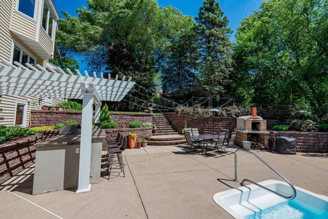 375 Bohlken Drive, Hastings, MN 55033