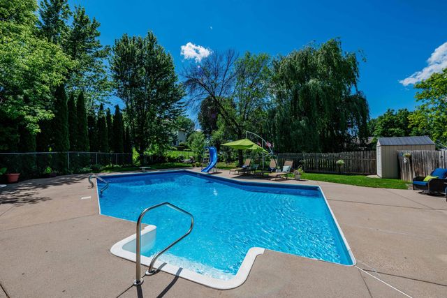 375 Bohlken Drive, Hastings, MN 55033
